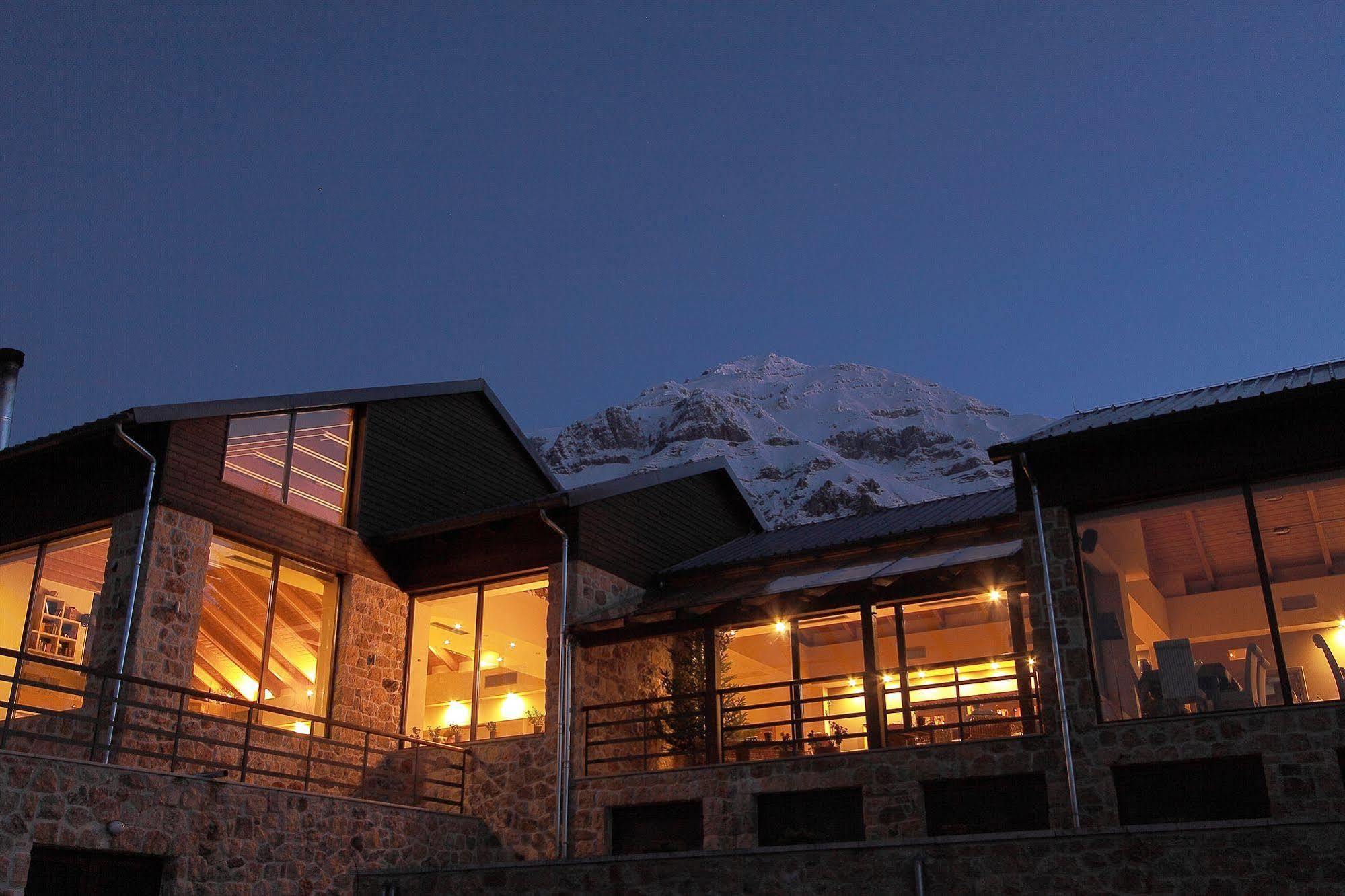 Orizontes Tzoumerkon Hotel Resort Pramanta Eksteriør billede